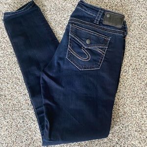 Silver brand Suki Super Stretch skinny jeans size 31